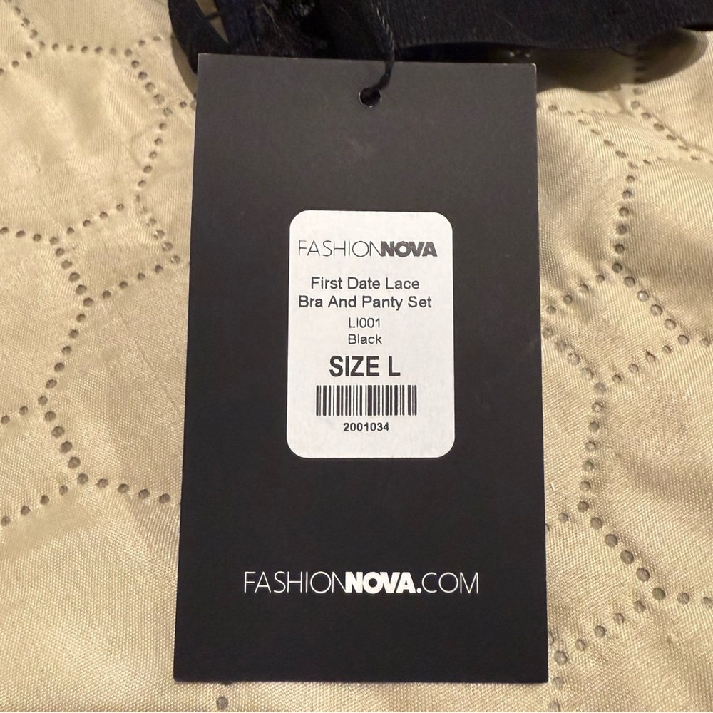🖤 NWT Fashion Nova First Date Lace Bra & Panty Set | Black Lingerie Set - Picture 5 of 5
